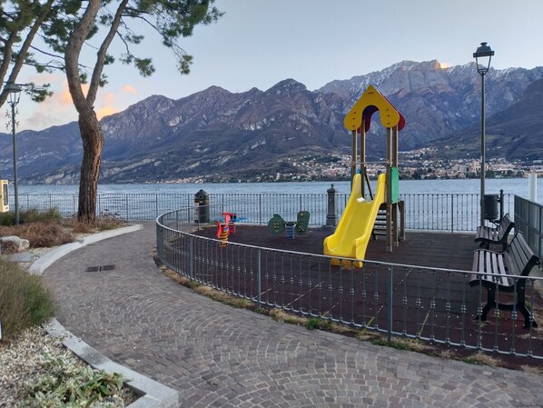 Children's area - NEW ELEVEN APARTMENT CIR 097060-CNI-00054 (Onno)