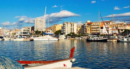 Alleinstehendes Ferienhaus mit privatem Pool, TV, Innenhof, Haustiere erlaubt, Panoramablick