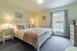 2 Schlafzimmer, Bügeleisen/Bügelbrett, Internetzugang, Bettwäsche
