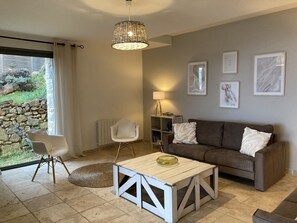 Smart TV, DVD player, foosball, table tennis - Heights of Vence, panoramic sea view, heated swimming pool, Spacious Home 5***** (Vence)