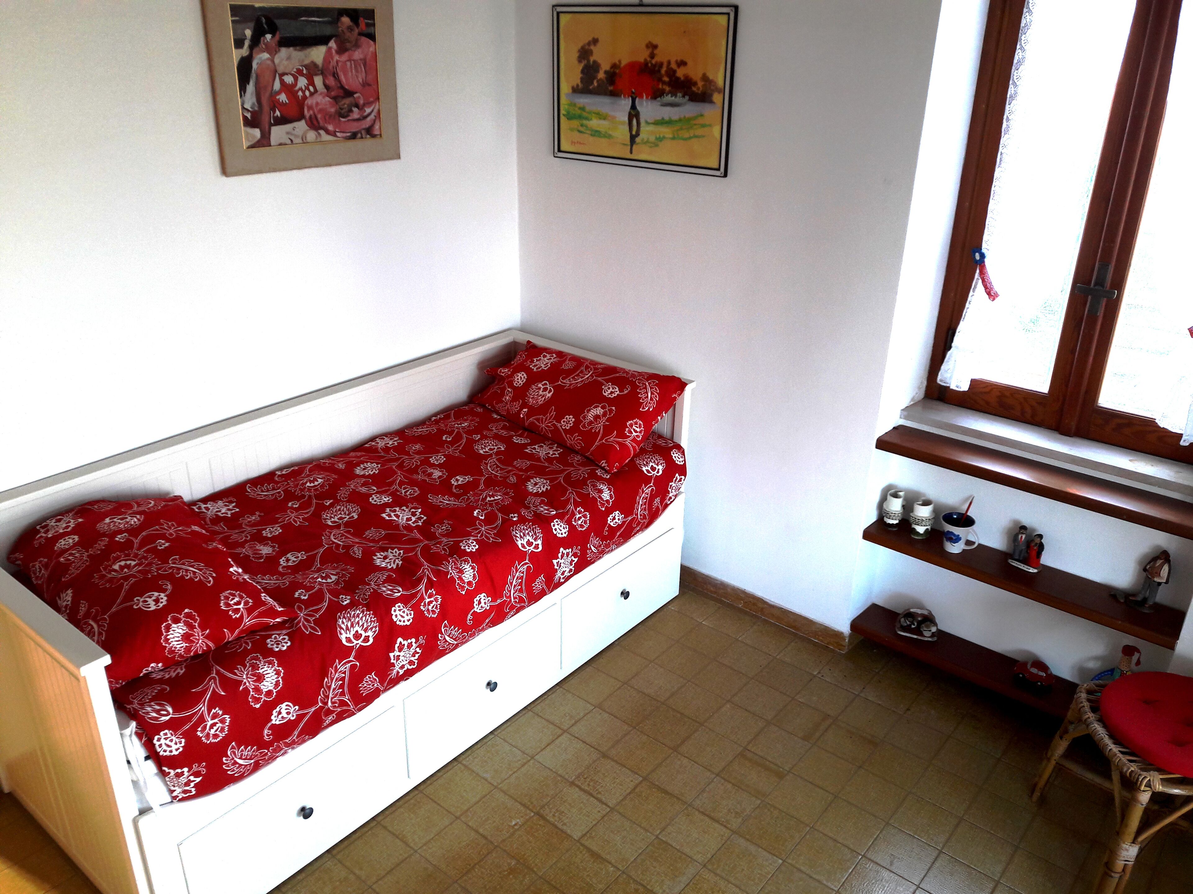 A walk in the mountains ... a stone&#x27;s throw from the sea