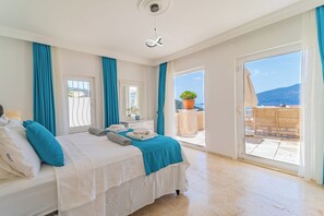 5 bedrooms, iron/ironing board, travel crib, WiFi