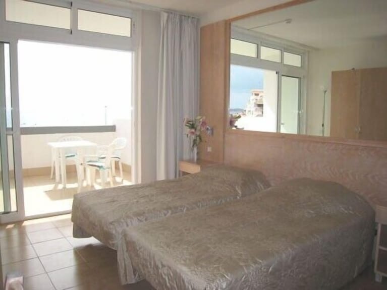 Remarkable Value, Unbeatable Location, Spectacular Views - Los Cristianos