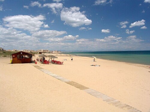 Schöne Villa 600 Meter vom Strand entfernt 3 Schlafzimmer 3 Bäder
