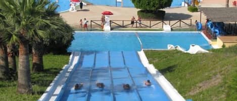 Piscine extérieure