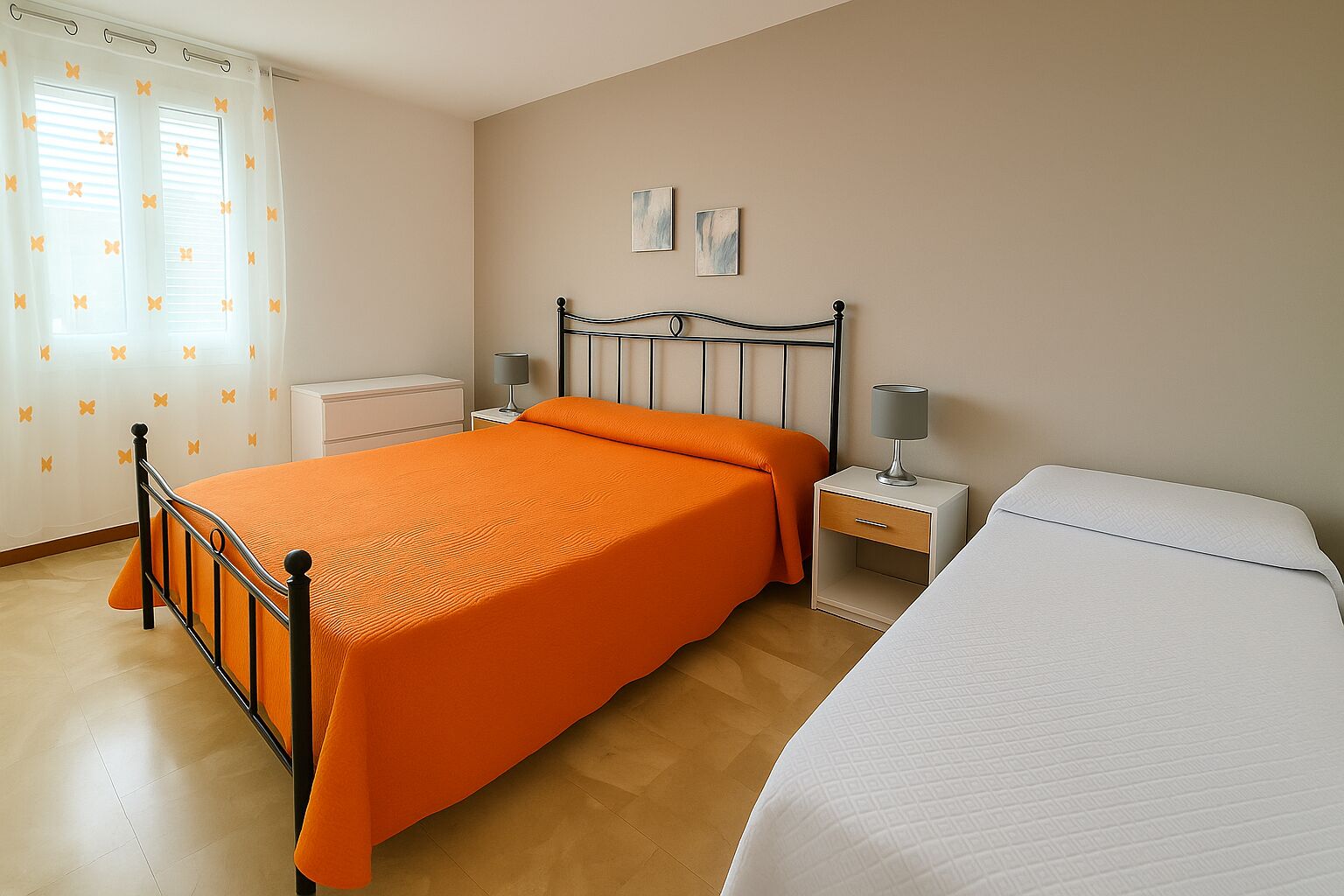 2 Schlafzimmer, Bügeleisen/Bügelbrett, WLAN