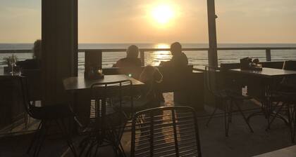 Luxury B & B in historic village 10 km from Amsterdam Center