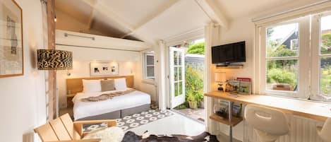 1 chambre, coffre-fort, bureau, accĂšs au Wi-Fi (inclus)