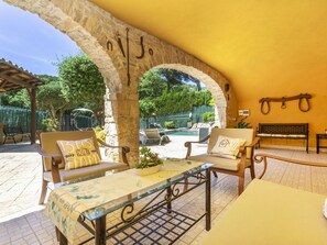 Terrace/patio - Stunning private villa for 8 guests with WIFI, private pool, TV, patio and pets allowed (Calonge)