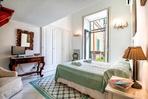 3 chambres, fer et planche à repasser, Wi-Fi, literie fournie