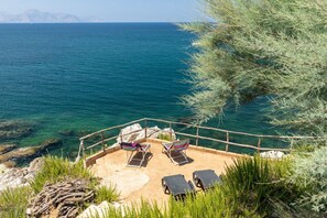 Property grounds - "Villa Acqua Chiara Mare apt" (Bagheria)