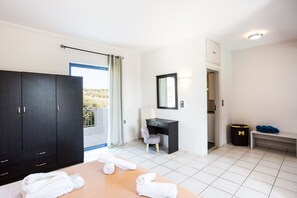 1 bedroom, iron/ironing board, travel crib, internet