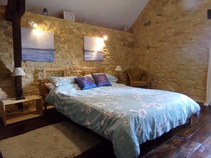 3 Schlafzimmer, Bügeleisen/Bügelbrett, Reisekinderbett, kostenloses WLAN