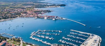 Nice apartment for 5 guests with WIFI, pool, A/C, TV and terrace