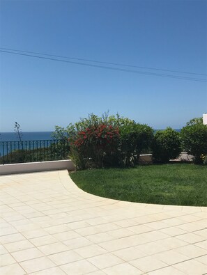 Property grounds - Front Line Villa with Stunning 180 Degree Uninterrupted Sea Views (Porto do Mos)