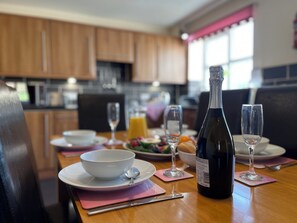 تناول الطعام