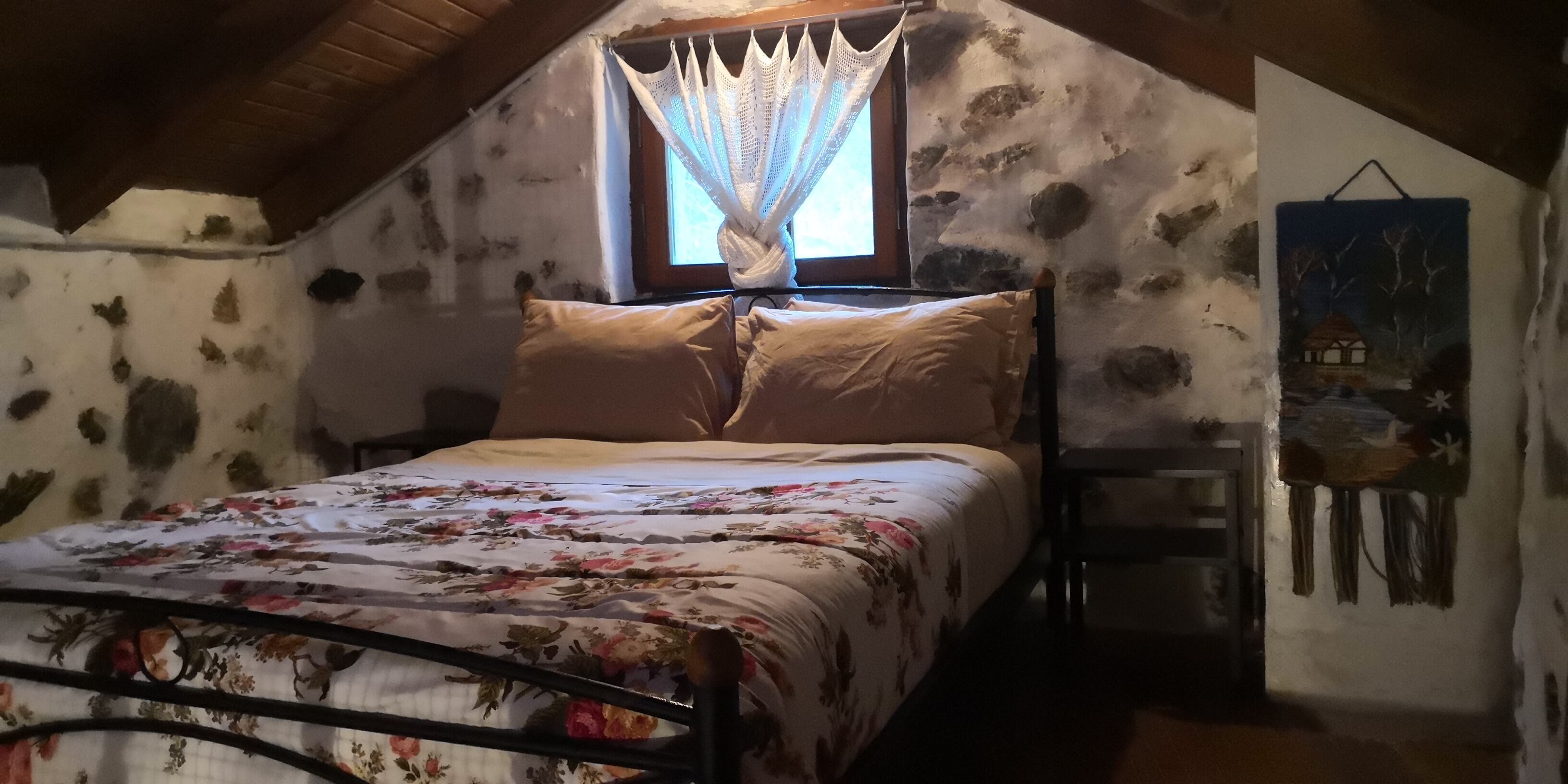 1 多间卧室、客房内保险箱、熨斗/熨衣板、WiFi