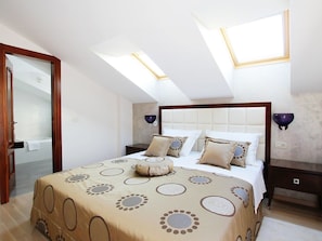 5 habitaciones, cuna de viaje y wifi gratis 