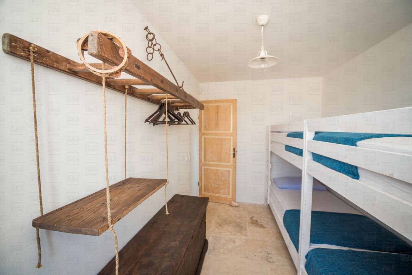 4 chambres, fer et planche à repasser, lit parapluie, Wi-Fi gratuit