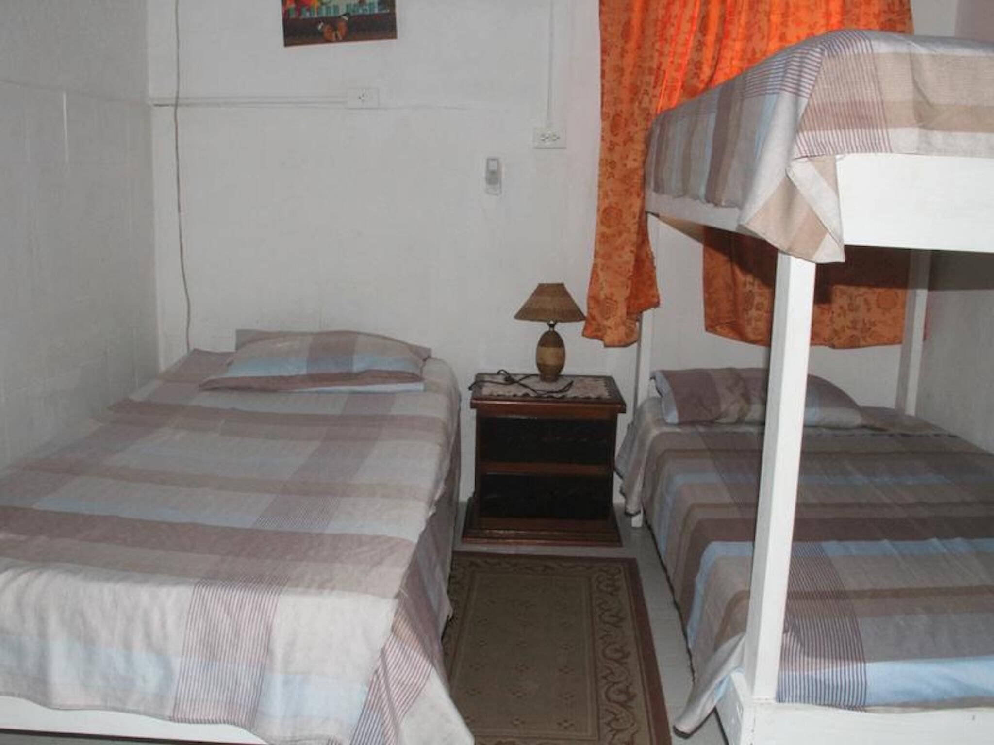 Posada Green Sea Villa Helen / Kilometer 4 Circunvalar