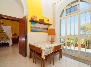 Interior - - The Sirens' Refuge - (Massa Lubrense)