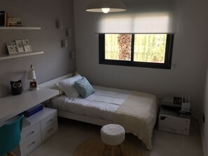 3 Schlafzimmer, Bügeleisen/Bügelbrett, WLAN, Bettwäsche