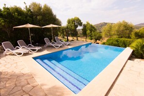 Pool - Beautiful country house with private pool surrounded by nature and tranquility (Son Servera)