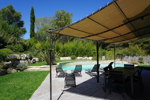 Beautiful Villa with heated pool on the Pont Royal golf, close to the lake