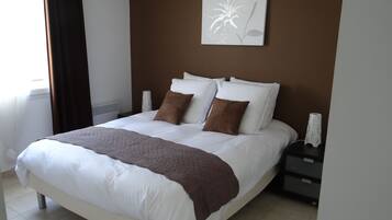 3 chambres, fer et planche Ă repasser, lit parapluie, Wi-Fi gratuit