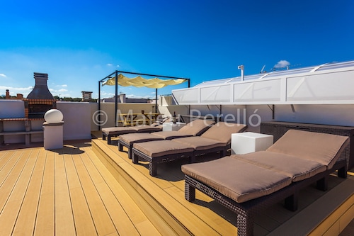 Ob5: 2 double bedrooms apartment with chill-out near the beach.