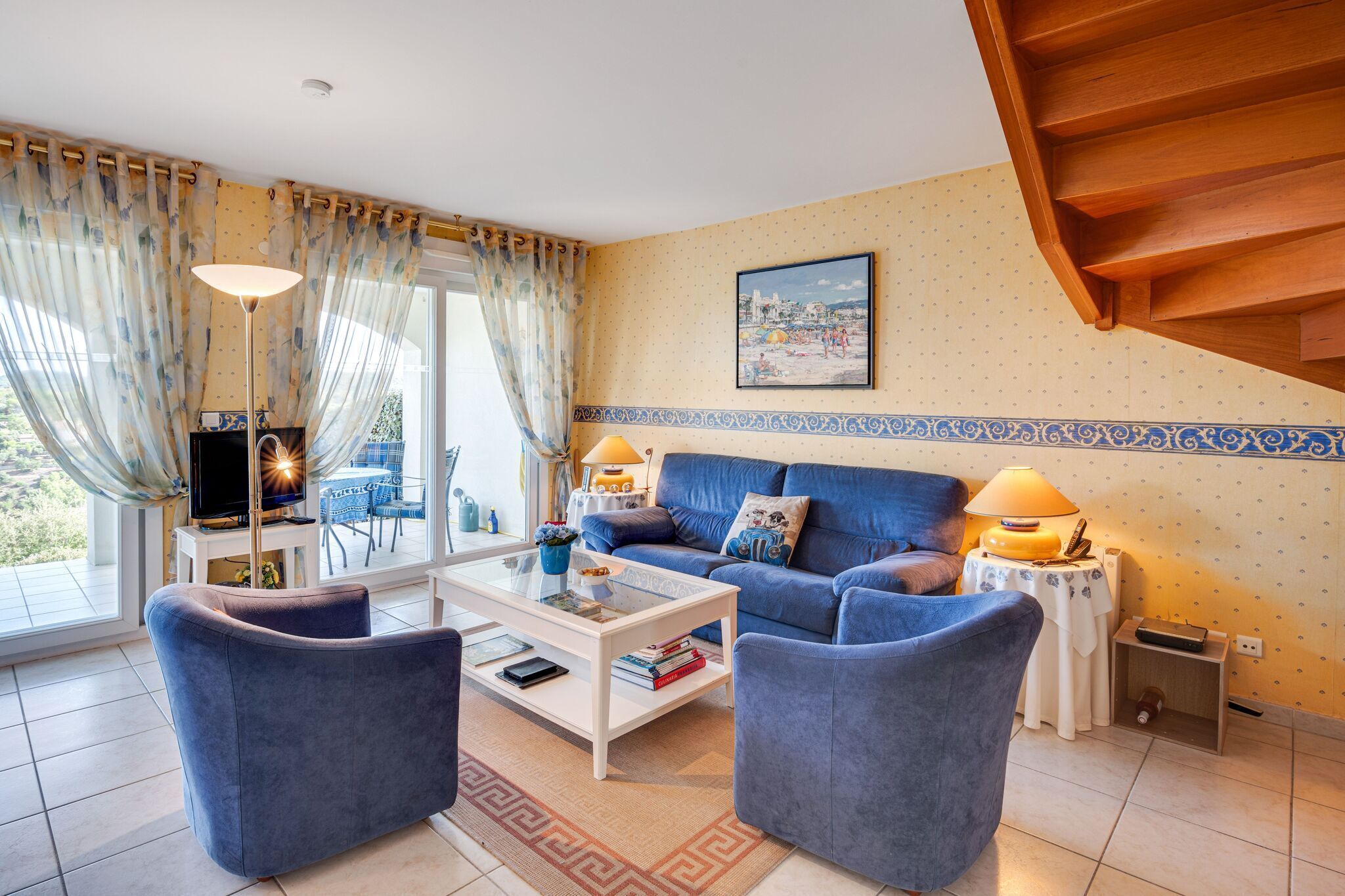 Modern Holiday Home in Saint-Raphaël with Private Pool