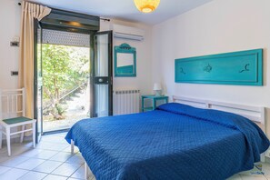 2 Schlafzimmer, BĂŒgeleisen/BĂŒgelbrett, WLAN, BettwĂ€sche