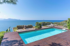 Pool - VEROSICIILY Villa Acqua Chiara "Vento" Apartments in Villa (Bagheria)