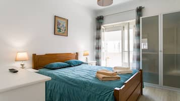 2 habitaciones, tabla de planchar con plancha y wifi gratis