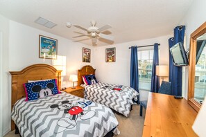 5 bedrooms, iron/ironing board, free WiFi, bed sheets - Spacious Villa In Emerald Island Resort, Kissimmee / Orlando, Florida, USA (Kissimmee)