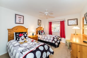 5 bedrooms, iron/ironing board, free WiFi, bed sheets