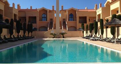 BAIA DA LUZ - APARTMENT T2 + TERRACE GRANDE