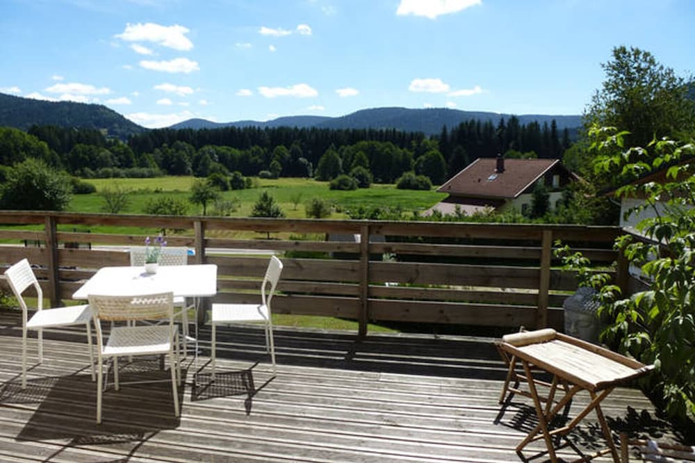 (AB) Beautiful 1/4 pers apartment, facing valley, 3 *, WIFI
