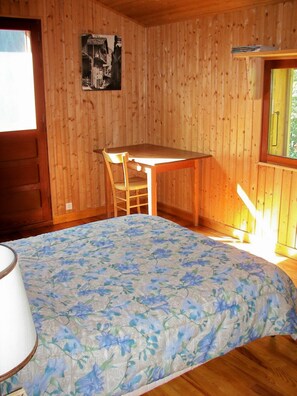 4 Schlafzimmer, Bügeleisen/Bügelbrett, WLAN