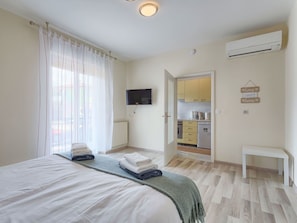 7 bedrooms, free WiFi