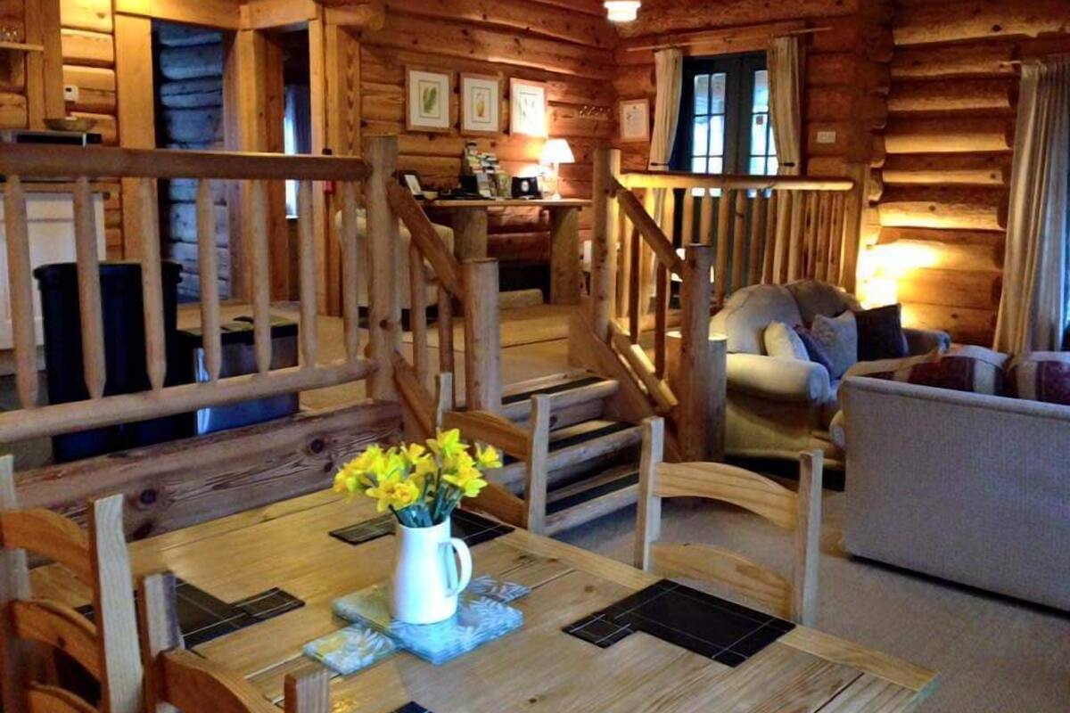 Cabin, 2 phòng ngủ (Pear Tree) | Chăn bông, nệm cao su hoạt tính (memory foam), trang trí khác biệt