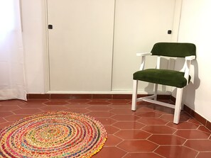 Interior - Cozy apartment right on the seafront (Puerto de Pollensa)