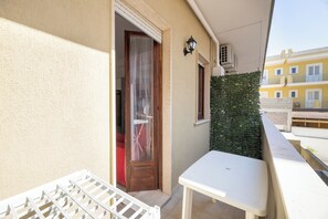 Property grounds - Comfortable studio apartment within walking distance of the beach CVG103 (Gallipoli)