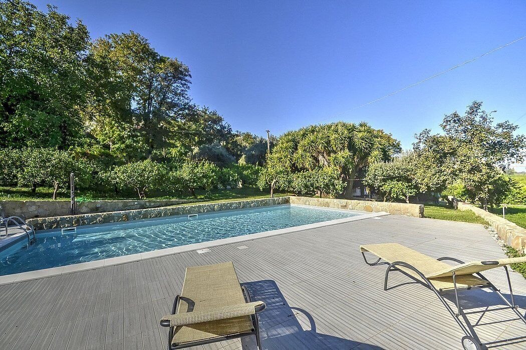 Villa Pascal A: A characteristic and welcoming independent house surrounded by meadows and by green hills, with Free WI-FI.