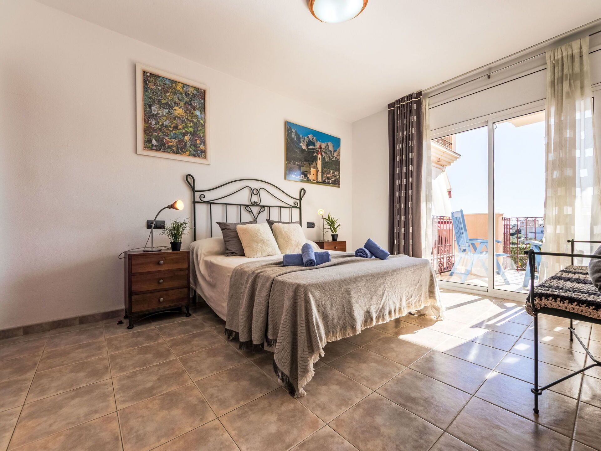 Möbel, Holz, Flooring, Fussboden, Interior Design, Stuhl, Wohnung, Bett, Zimmer, Schlafzimmer