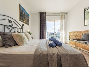 2 Schlafzimmer, Reisekinderbett, kostenloses WLAN