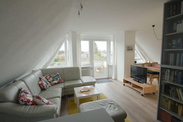 Großes und gemütliches Wohn- und Esszimmer