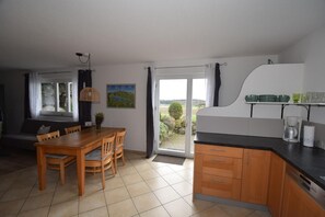 Interior - Flat in Beuren with terrace and barbecue (Salem)