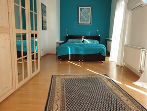 3 Schlafzimmer, Bügeleisen/Bügelbrett, kostenloses WLAN, Bettwäsche