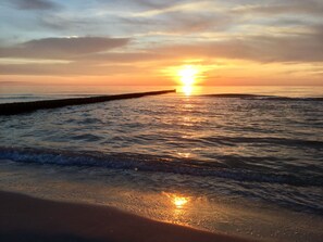 Beach - Morning sun - balcony, barbecue area, close to the Bodden, Baltic Sea 6km away, washing machine (Born)